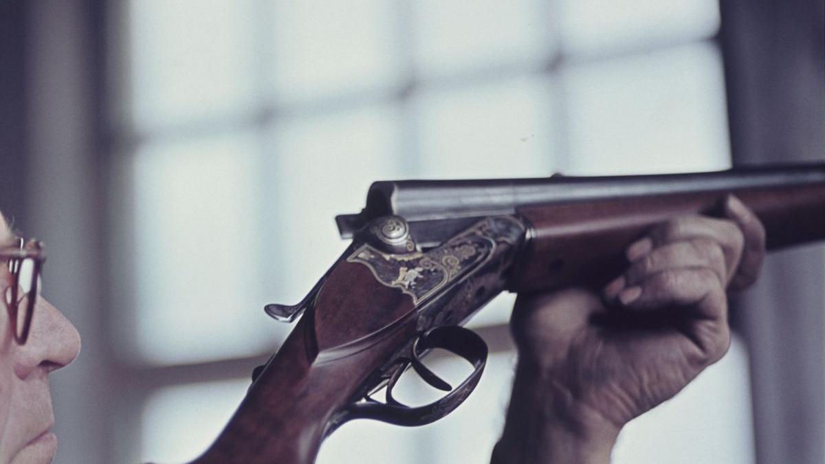 tragedie vanatoare joia mare barbat impuscat mortal hunedoara