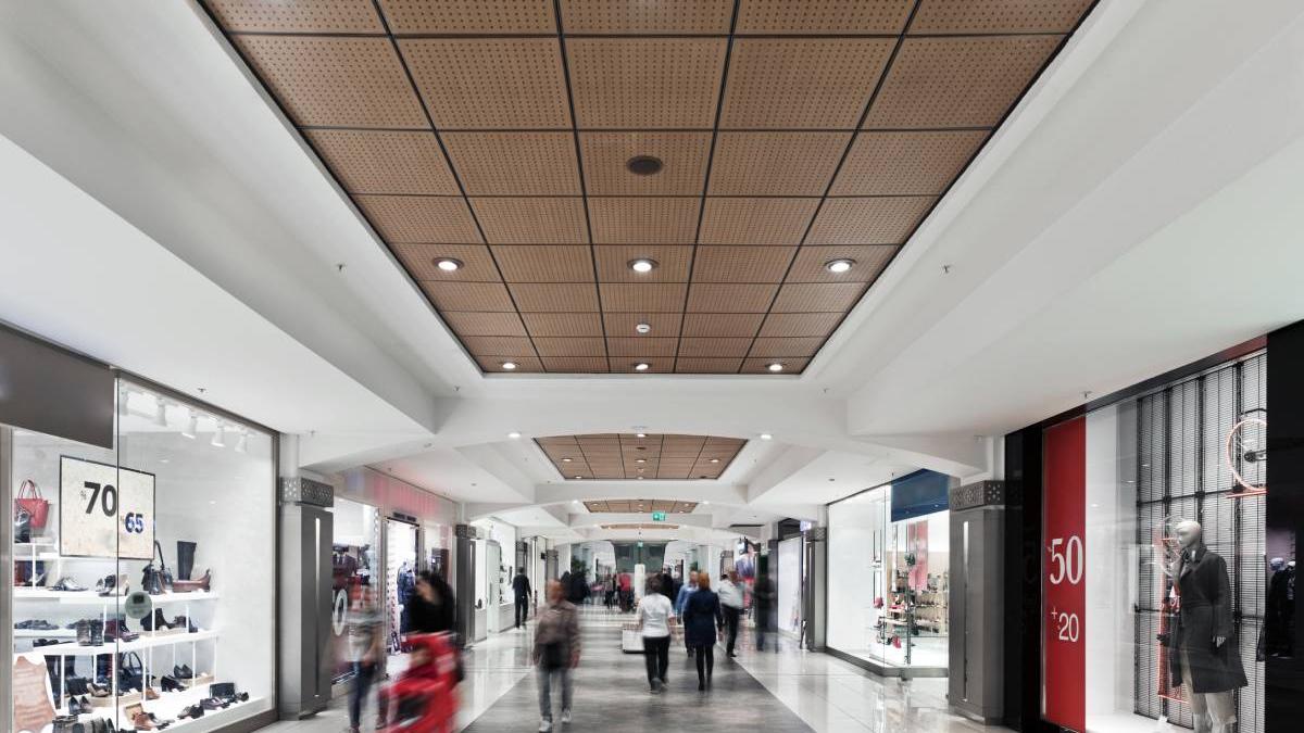 bucuresteni paste mall capitala activitati