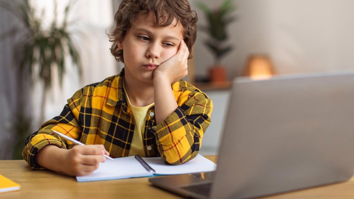 elevii romani campioni analfabetism digital avertimentul psihologilor si sociologilor