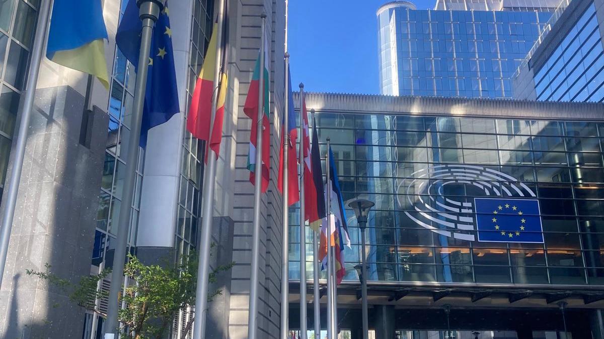 a intrat in vigoare legea europeana libertate mass media comisia europeana