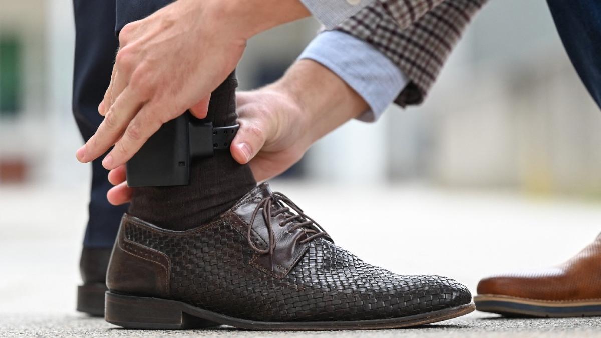 persoane control judiciar arest domiciliu monitorizate bratari propunere mai