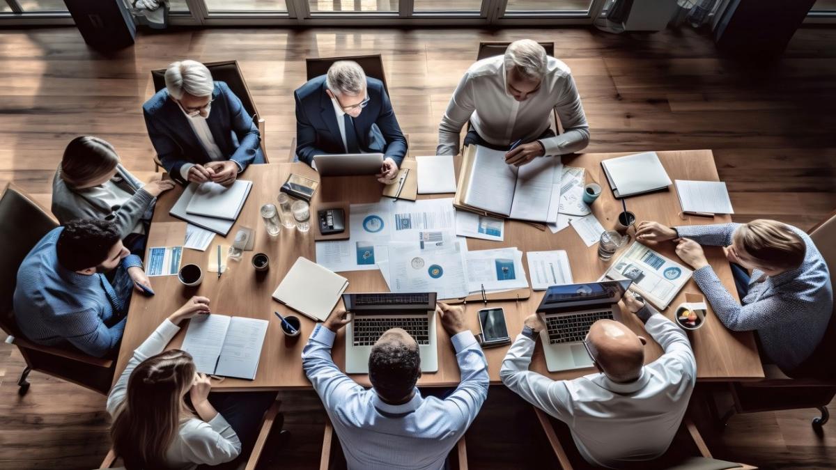 solutii noi lipsa personal companii romania scoala