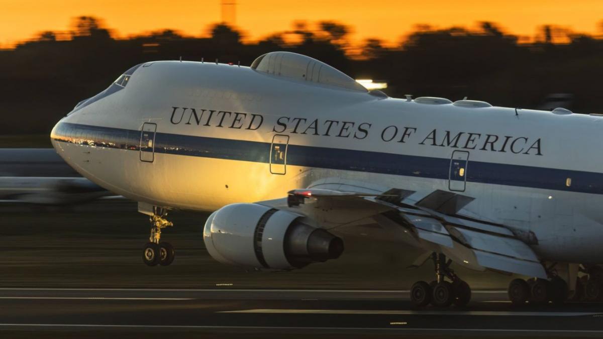 sua cumpara cinci flota avioane ale apocalipsei ridicata in aer razboi nuclear