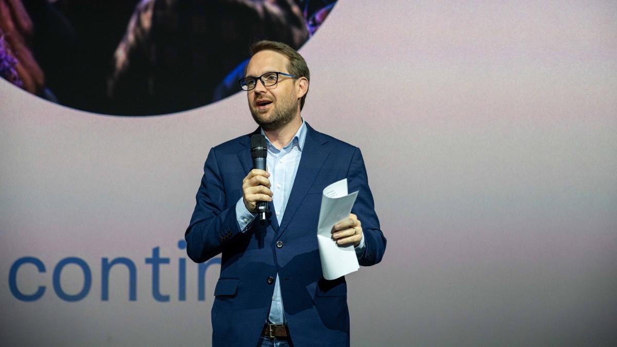 dominic fritz sporuri necuvenite apropiati primaria timisoara