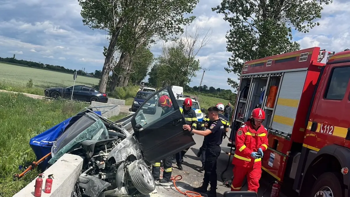 accident grav costesti preot mort preot ranit tanar 19 ani fara permis vinovat