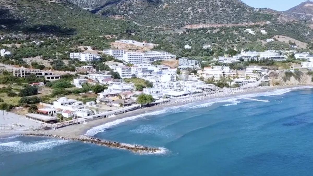 insula creta raiul din lappa izvoare naturale gradini flori maslini