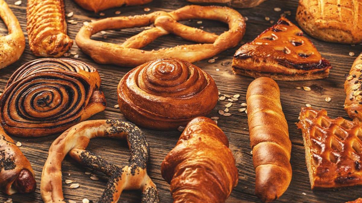 covrigi merdenele placintele patiserii calorii bombe calorice