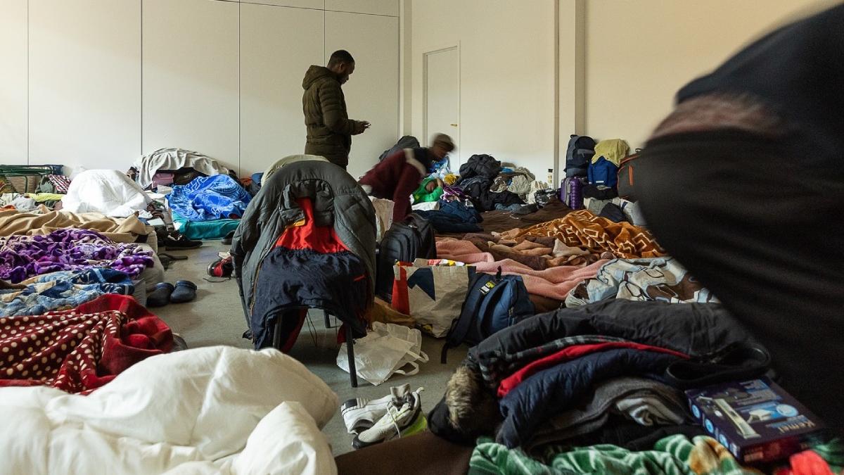 solicitanti azil pot ramane romania finalizare procedura lege promulgata