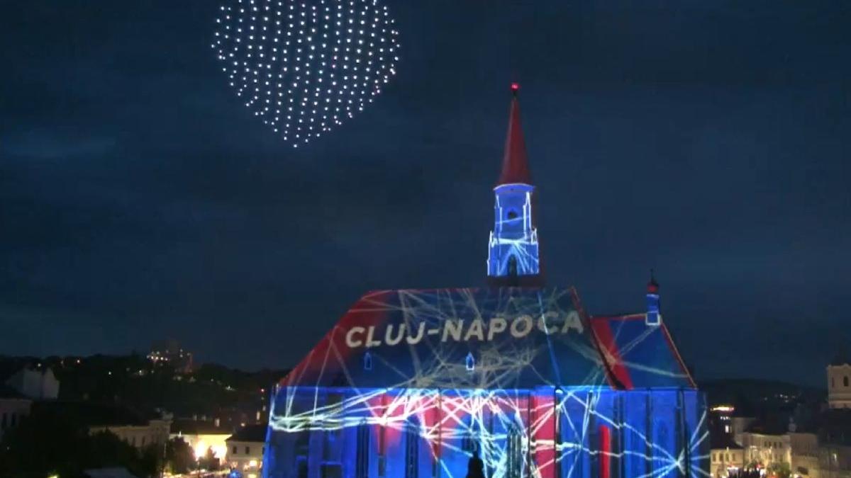 zeci de mii de oameni martori spectacol drone zilele clujului