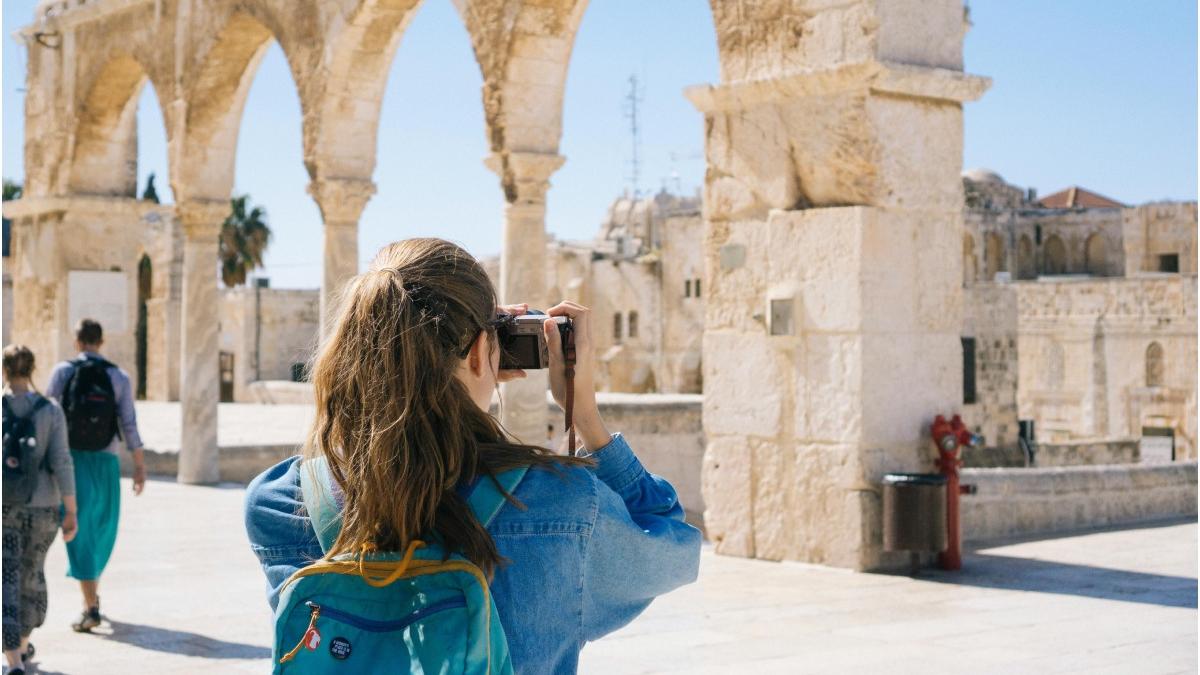 tara care interzice grupurile turisti