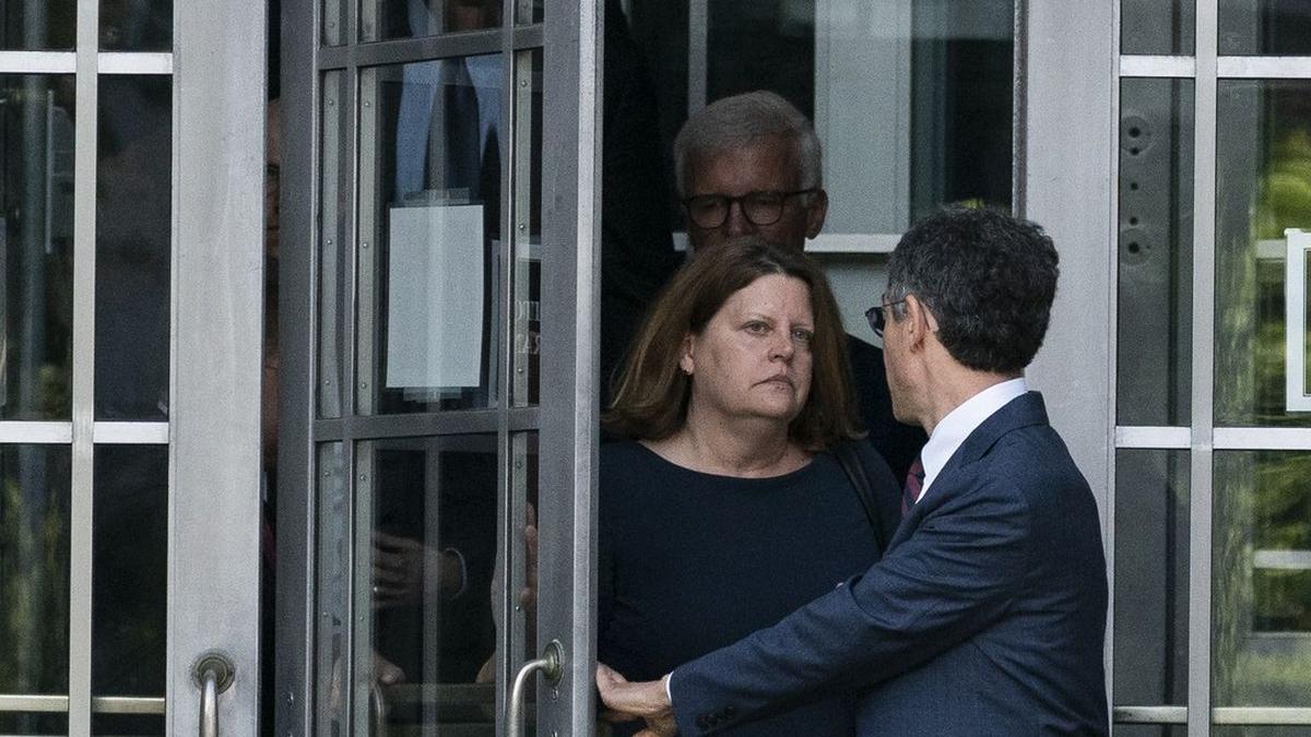 cutremur ziar demis presedinte american sefa publicatiei the washington post demisionat rupert