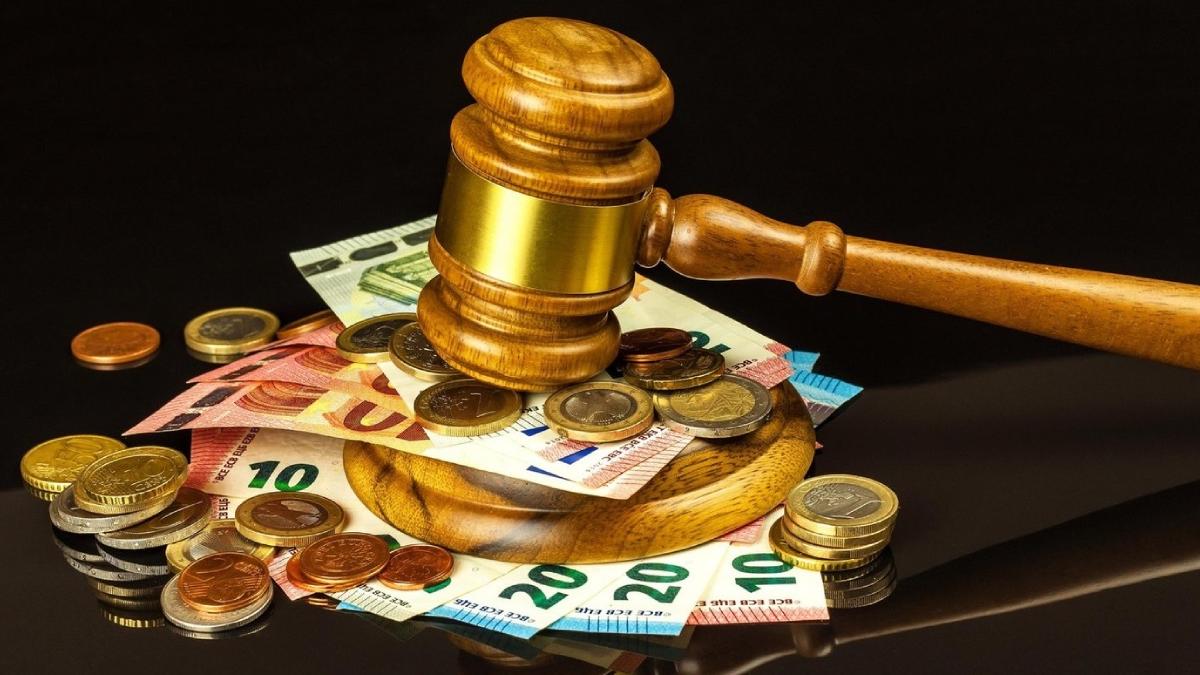 legea fugarul plateste promulgata romani condamnati plata cheltuieli extradare