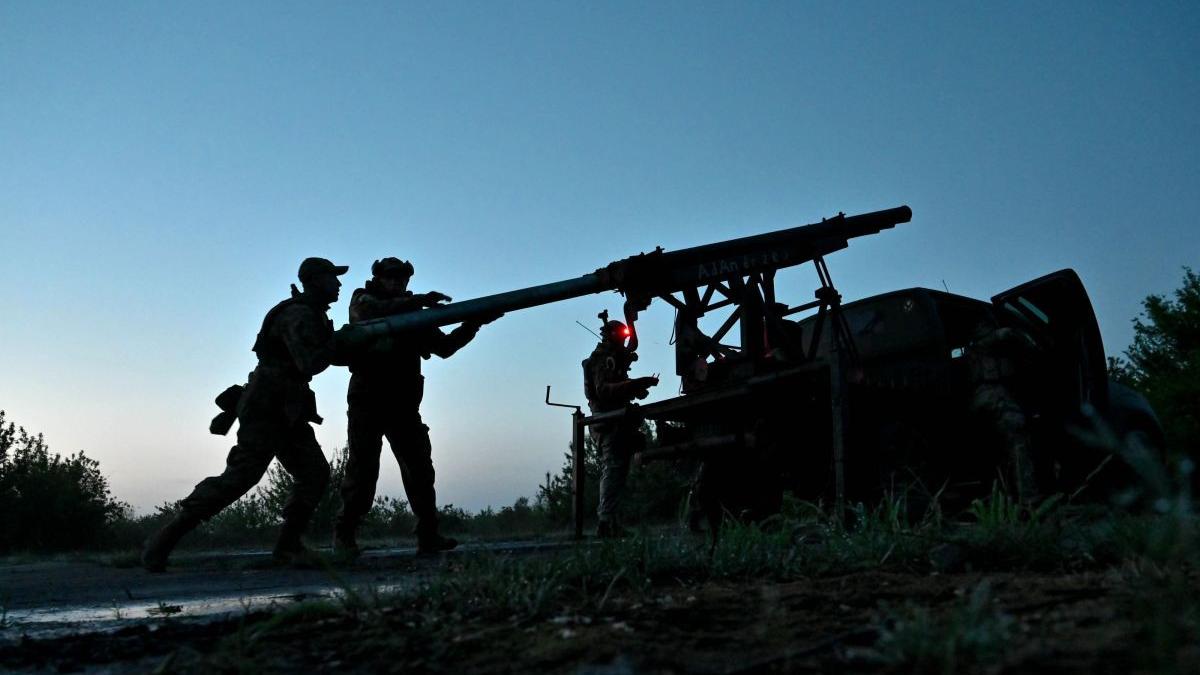 rusia ameninta cu atacuri asupra instructorilor militari francezi care vor fi trimisi in ucraina