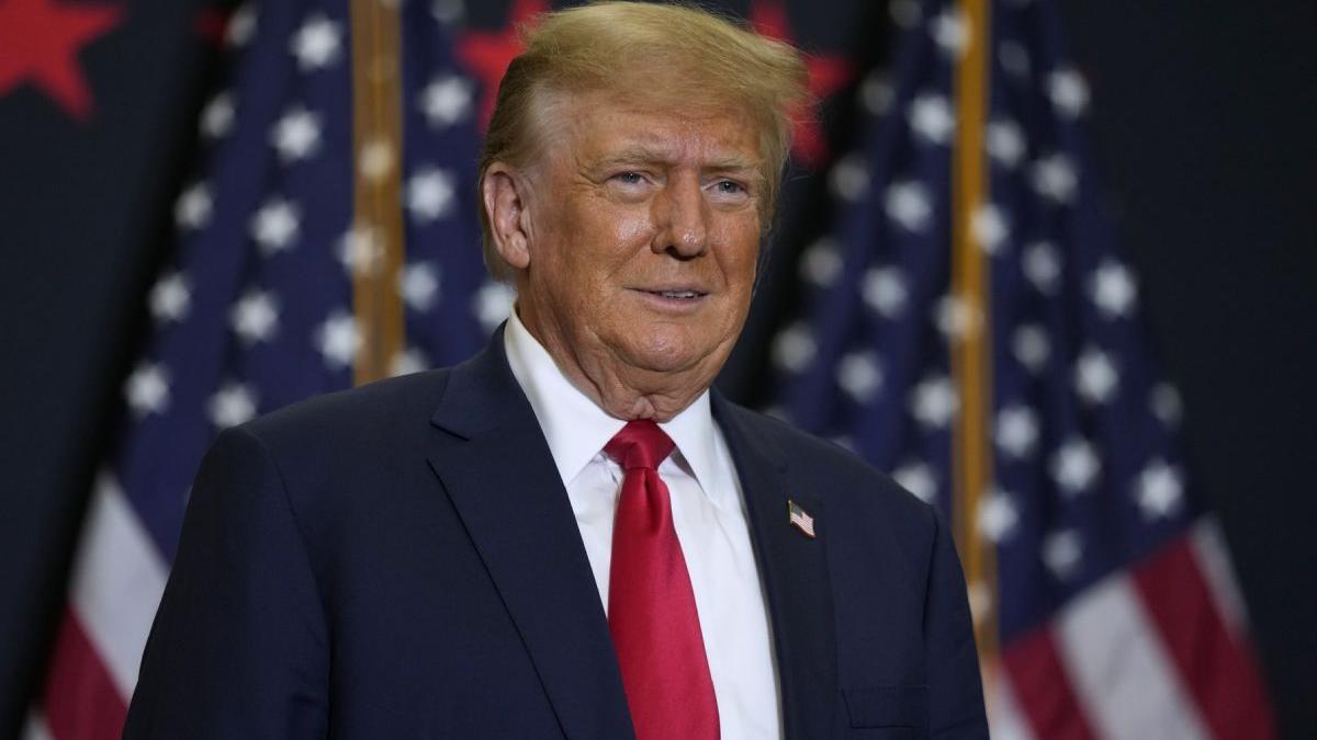 trump vrea ca dusmanii sai politici sa ajunga dupa gratii