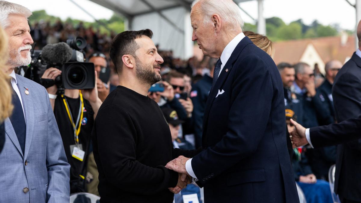 joe biden cere scuze ucrainei pentru ca sua au intarziat aprobarea ajutorului militar si anunta