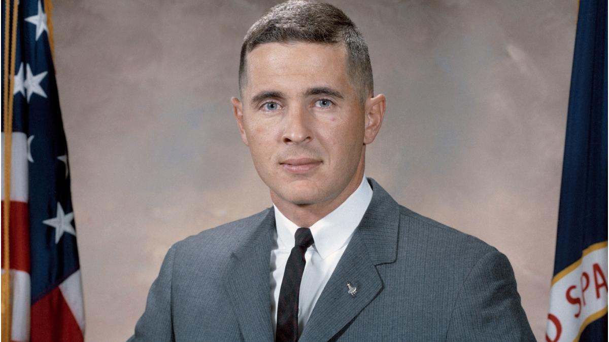 astronautul william anders membru al misiunii apollo 8 a murit intr un accident de avion