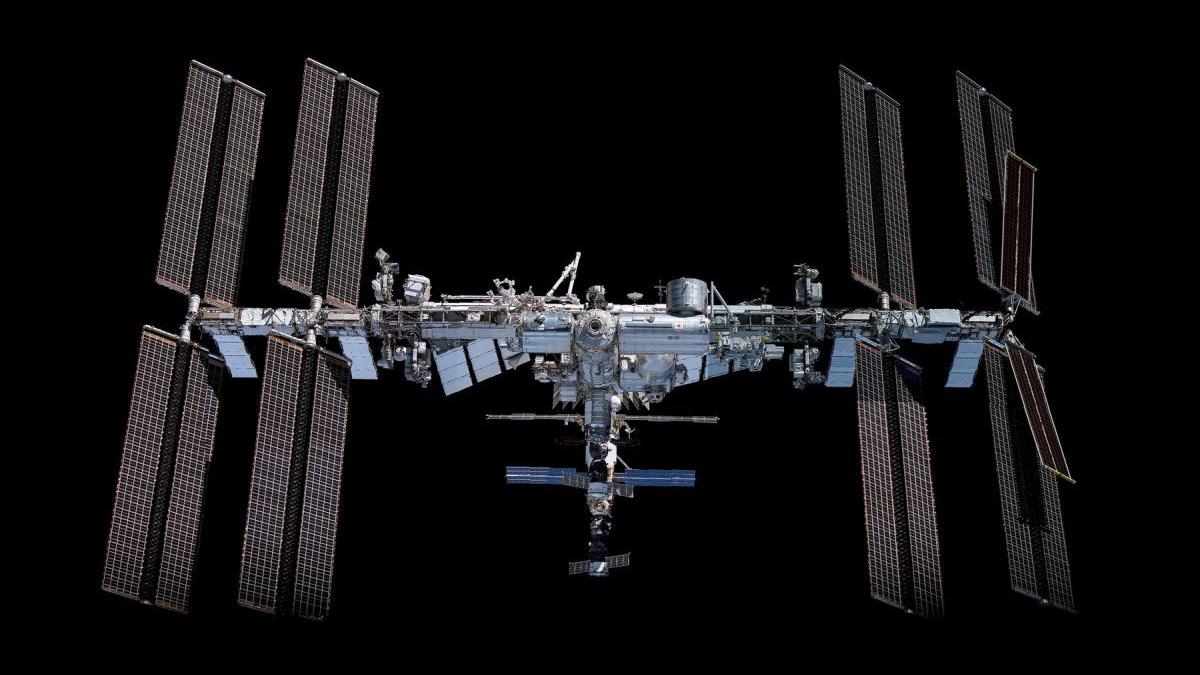 nasa dezmintire transmis live astronaut ranit grav spatiul cosmic simulare nasa dezmintire transmis live astronaut ranit grav spatiul cosmic simulare