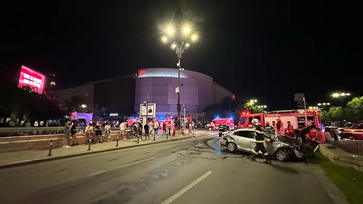 accident grav in bucuresti noaptea trecuta 12 persoane au ajuns la spital