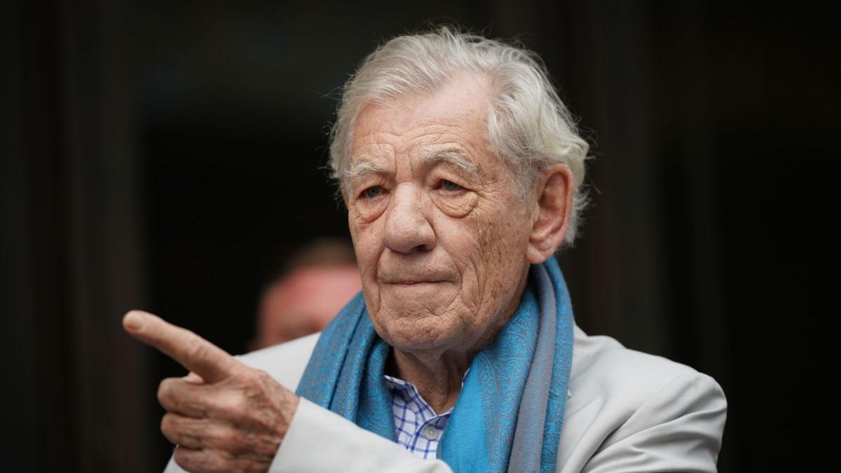 gandalf magneto bine dispusi cadere epica scena 85 ani ian mckellen