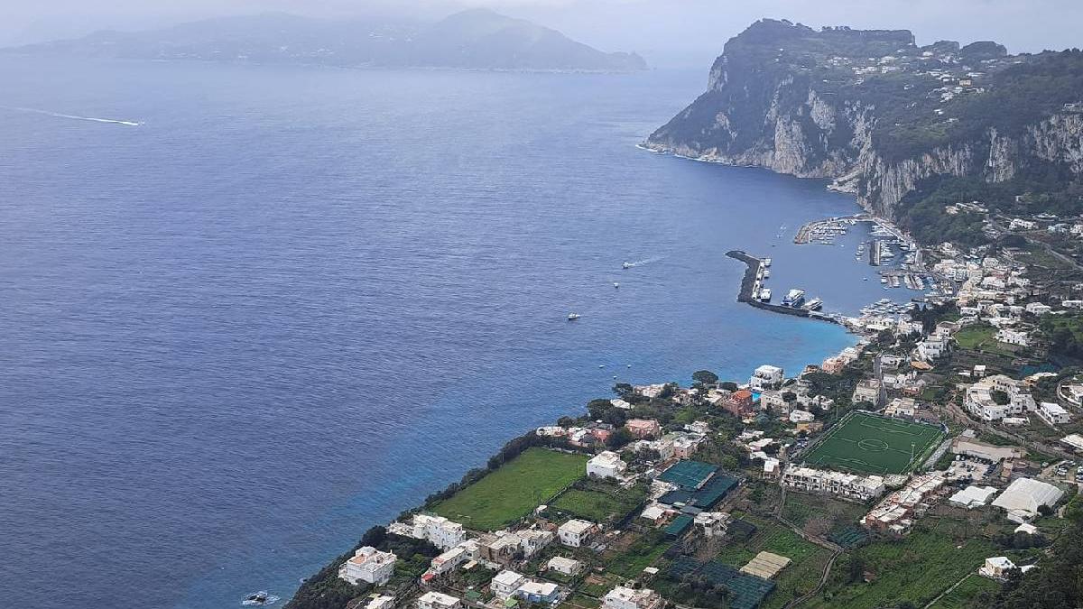 insula capri a fost interzisa turistilor din cauza lipsei de apa