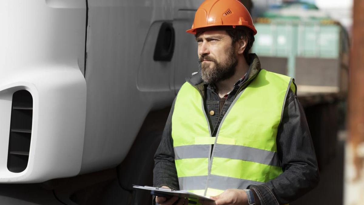 ce echipament de protectie este necesar pentru muncitori in domeniul transporturilor