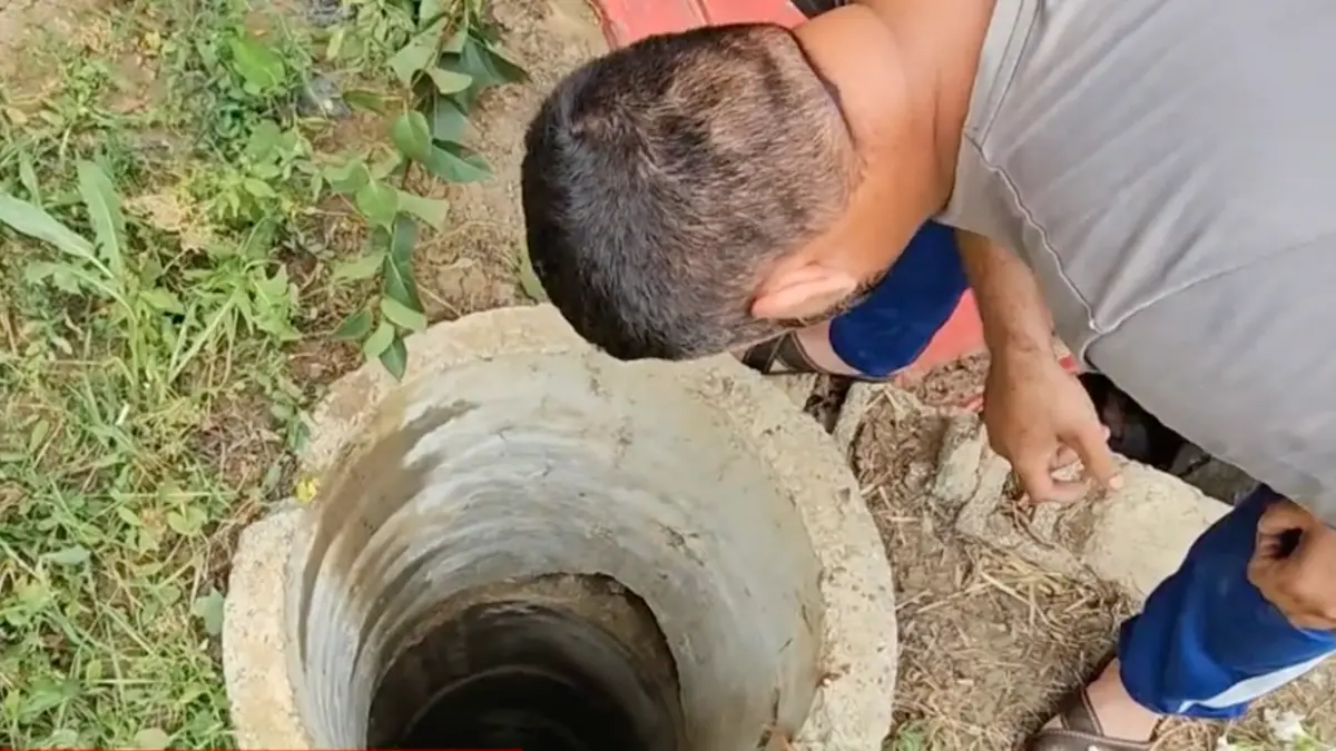 o fetita de sase ani a fost salvata dupa ce a cazut intr o fantana de 20 de metri in neamt