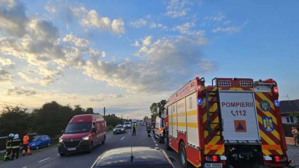 accident grav autocar masina harlesti bacau planul rosu interventie activat