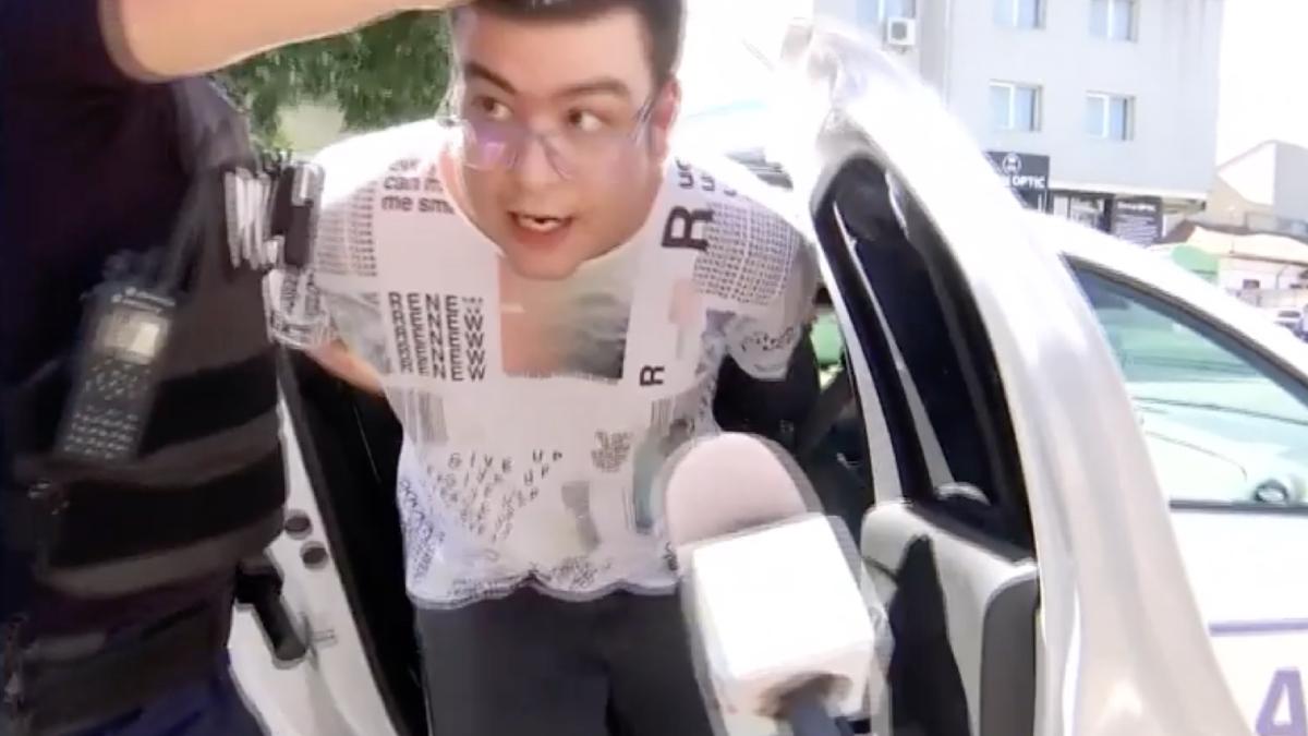 student constanta incendiat profesorul retinut tentativa omor