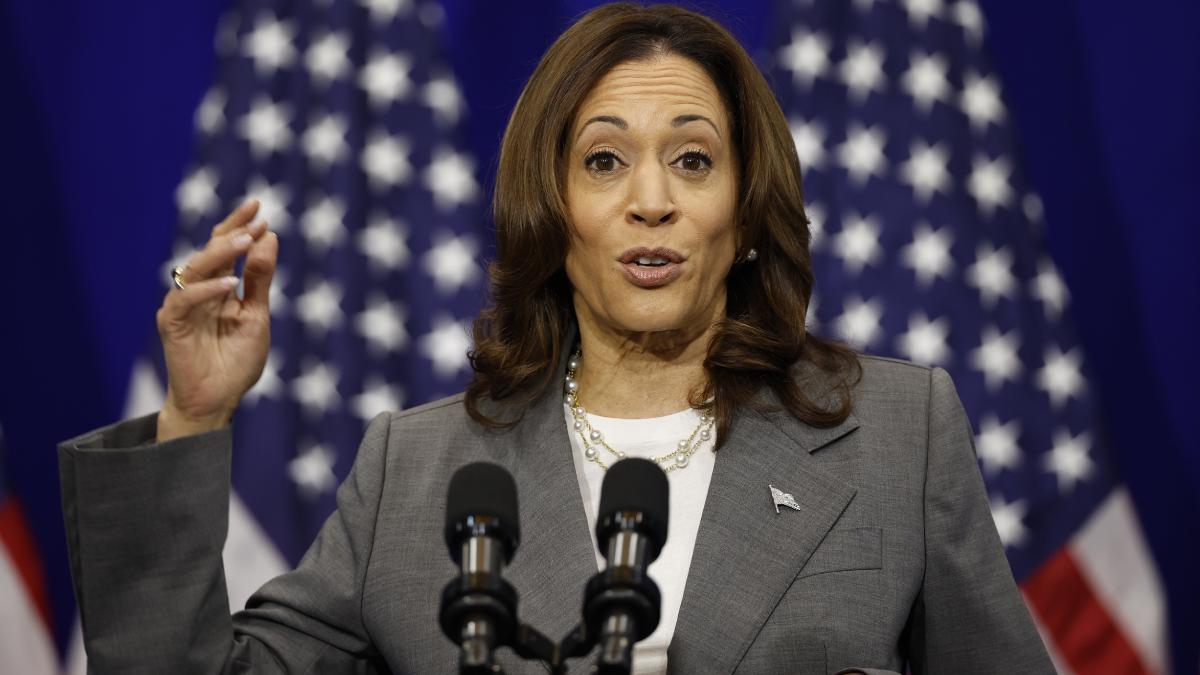 kamala harris contrata jurnalist cnn cand a spus ca biden a fost puternic ba a fost terifiant