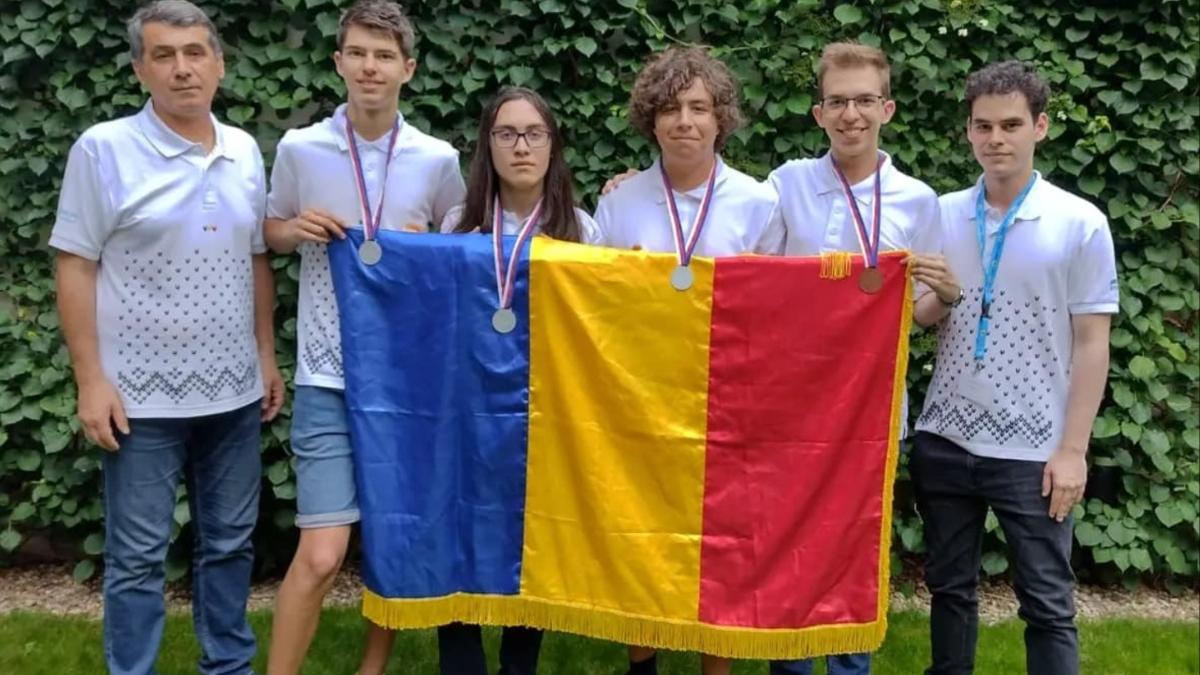 romania medalii olimpiada central europeana informatica