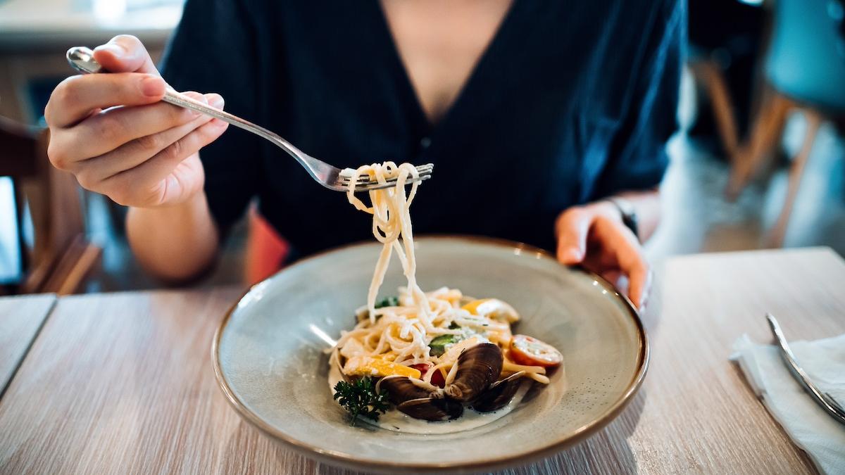 ce sa mananci la masa de seara ca sa nu te ingrasi medic nu renuntati la ea nu este periculoasa