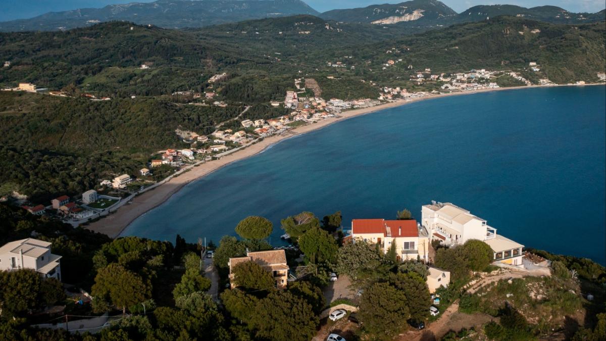 romani concediu bani vacanta