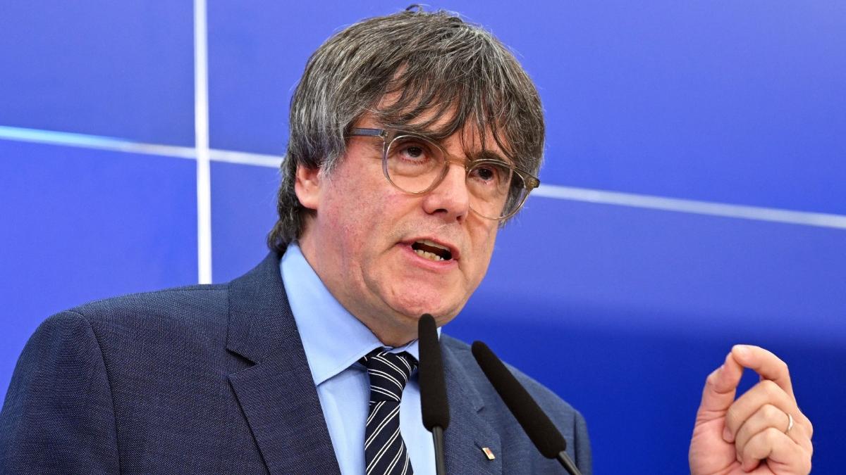 carles puigdemont acuzat de delapidare si terorism nu scapa de mandatul de arestare instanta refuz