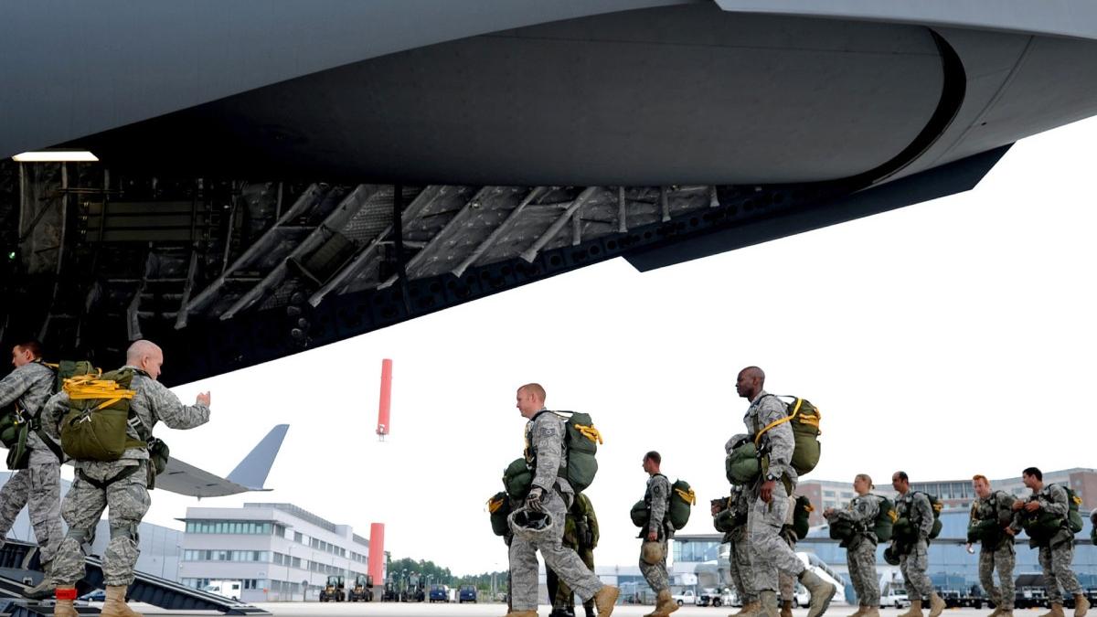 sua intensifica prezenta militara si a echipamentelor americane pe teritoriul finlandei acord nato