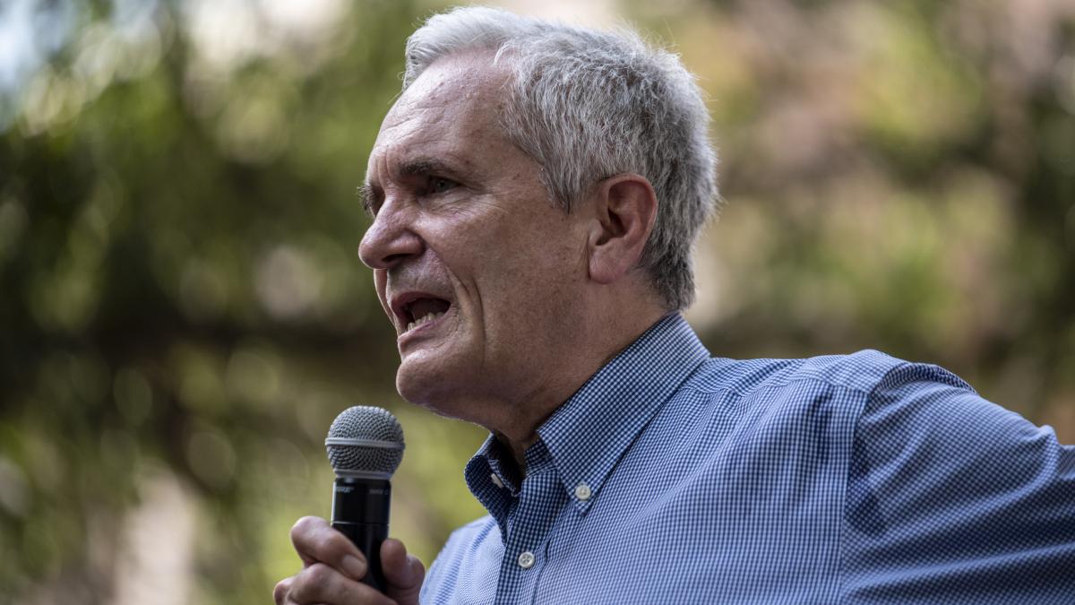 congresman lloyd doggett cere respectuos joe biden sa se retraga din cursa casa alba