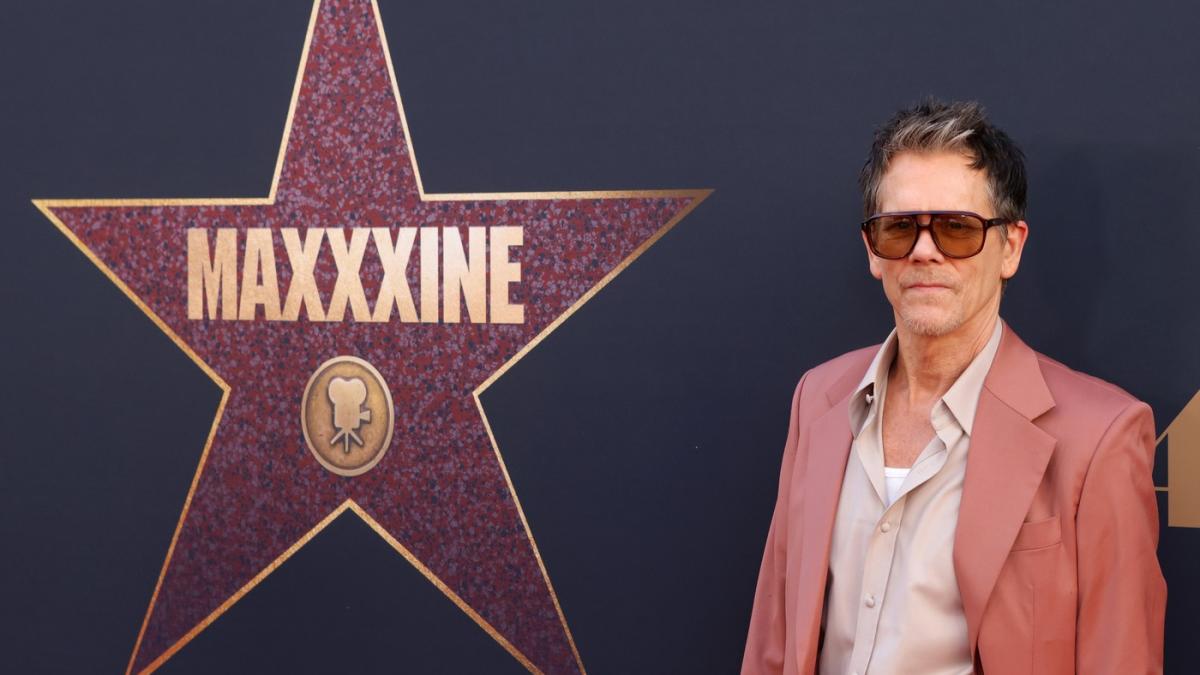 a fost nasol un celebru actor de hollywood s a deghizat si a mers la mall ca sa vada cum e sa nu fi