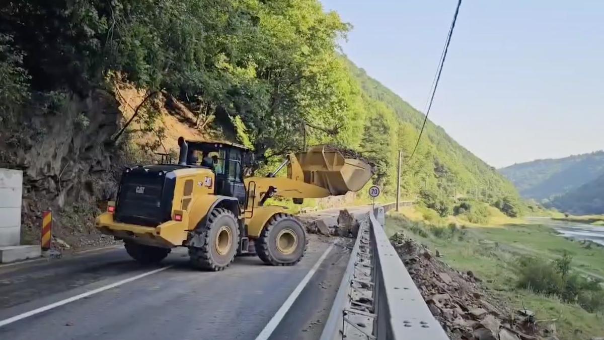 cum arata lucrari pe valea oltului cnair cad bolovani carosabil