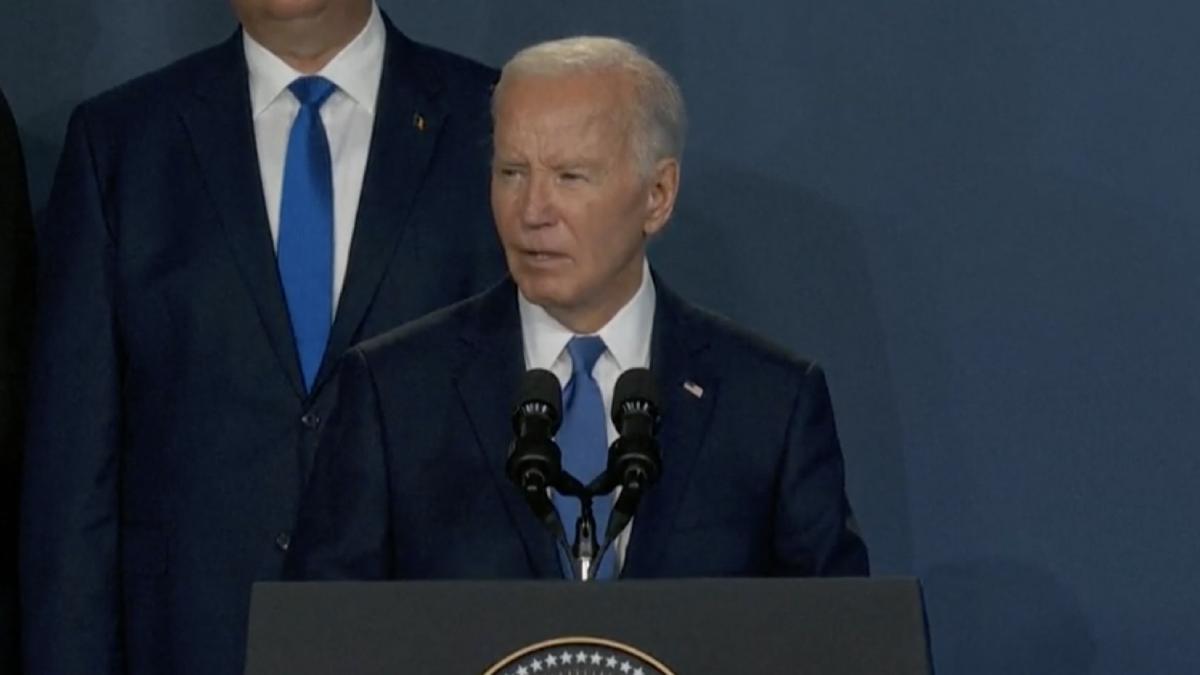 joe biden l a numit accidental pe zelenski presedintele putin