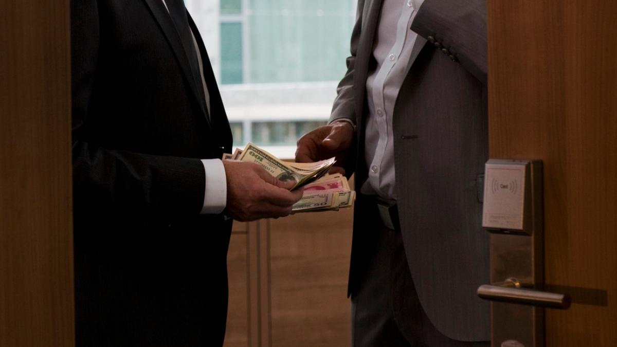 manager spital buucreri luare de mita imagini camere supraveghere ancheta procurori dna