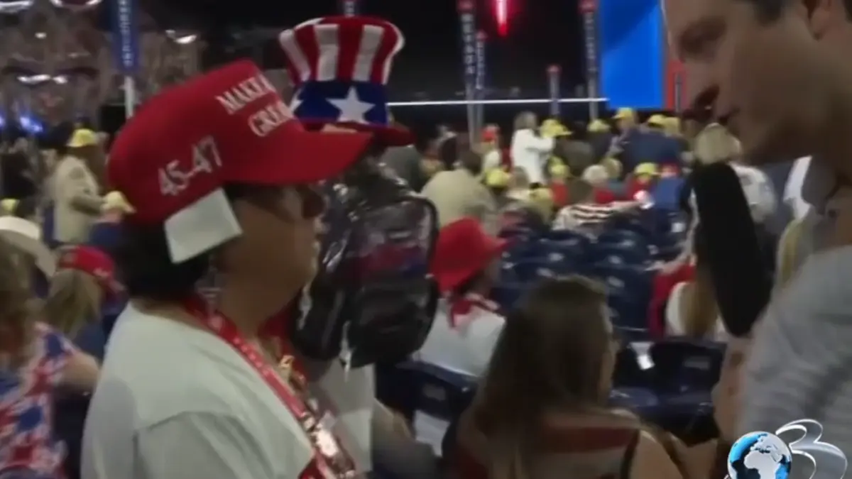 sustinatorii lui trump au venit cu urechile bandajate la conventia republicanilor in semn de