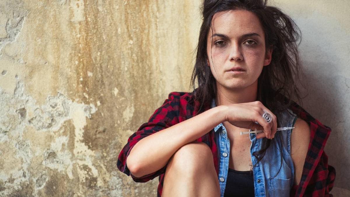 poveste dependenta droguri aras metadona