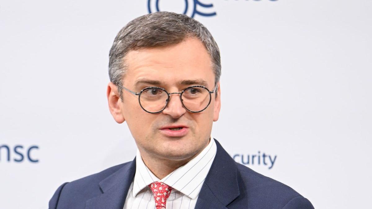 ministrul de externe al ucrainei vizita fara precedent in china