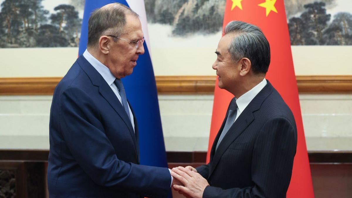 rusia anunta ca a discutat cu china o alternativa la nato in eurasia beijingul nu confirma