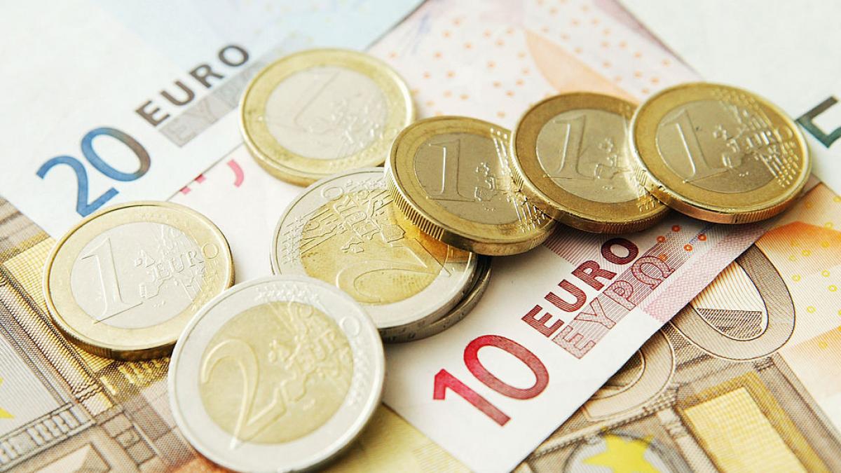 bulgaria va adera la zona euro pana la inceputul lui 2026 sustine agentia de evaluare financiara
