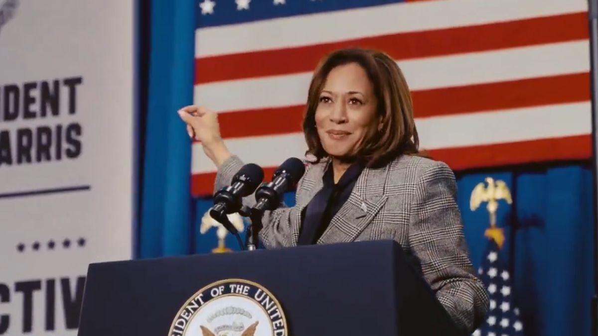 fara teama kamala harris isi face campanie de 50 de milioane de dolari cu un spot electoral in care
