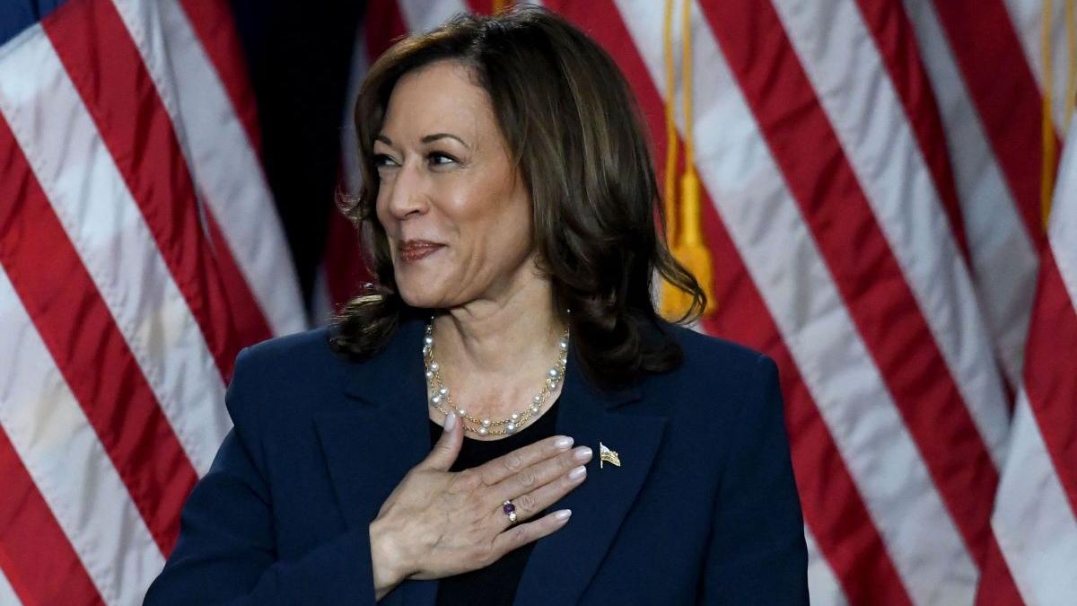 kamala harris urca in sondaje si si ar putea prezenta candidatul la postul de vicepresedinte