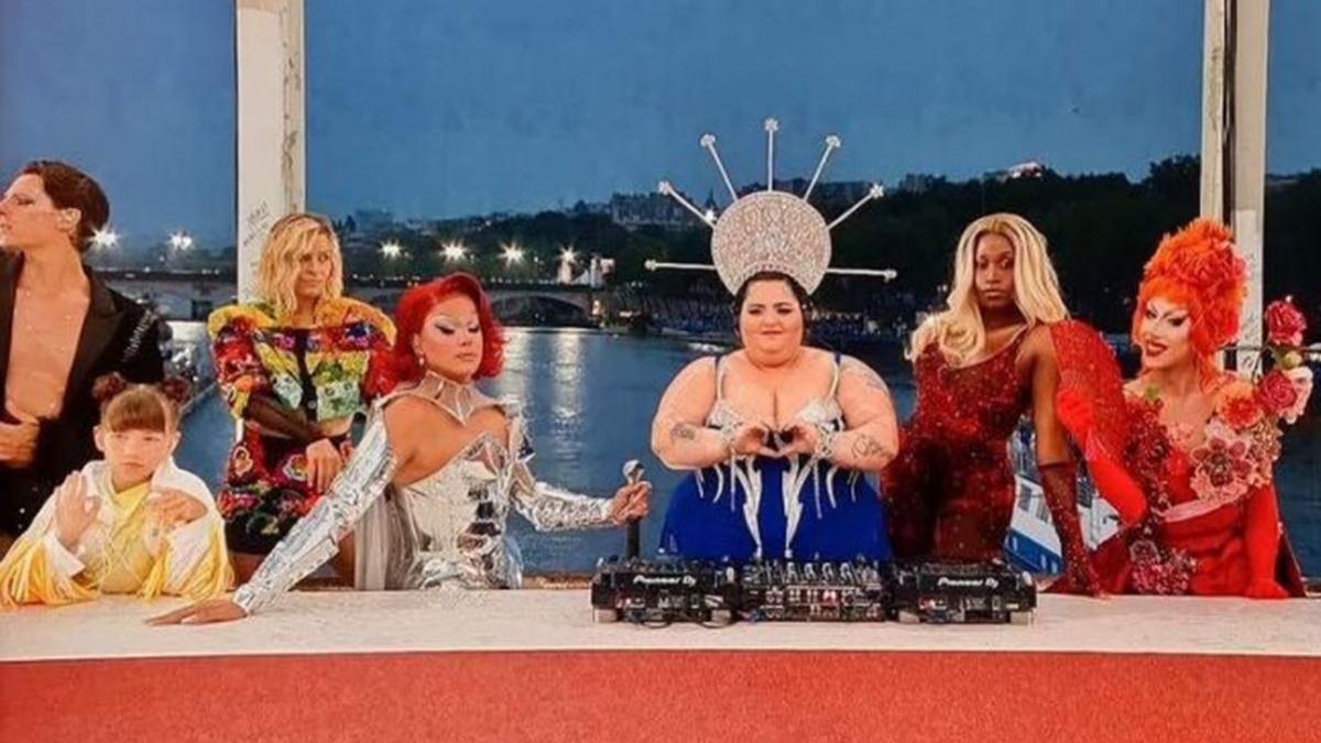 scandalul cina cea de taina de la jo artista barbara butch a fost amenintata cu moartea pe internet mesajele erau tot mai extreme