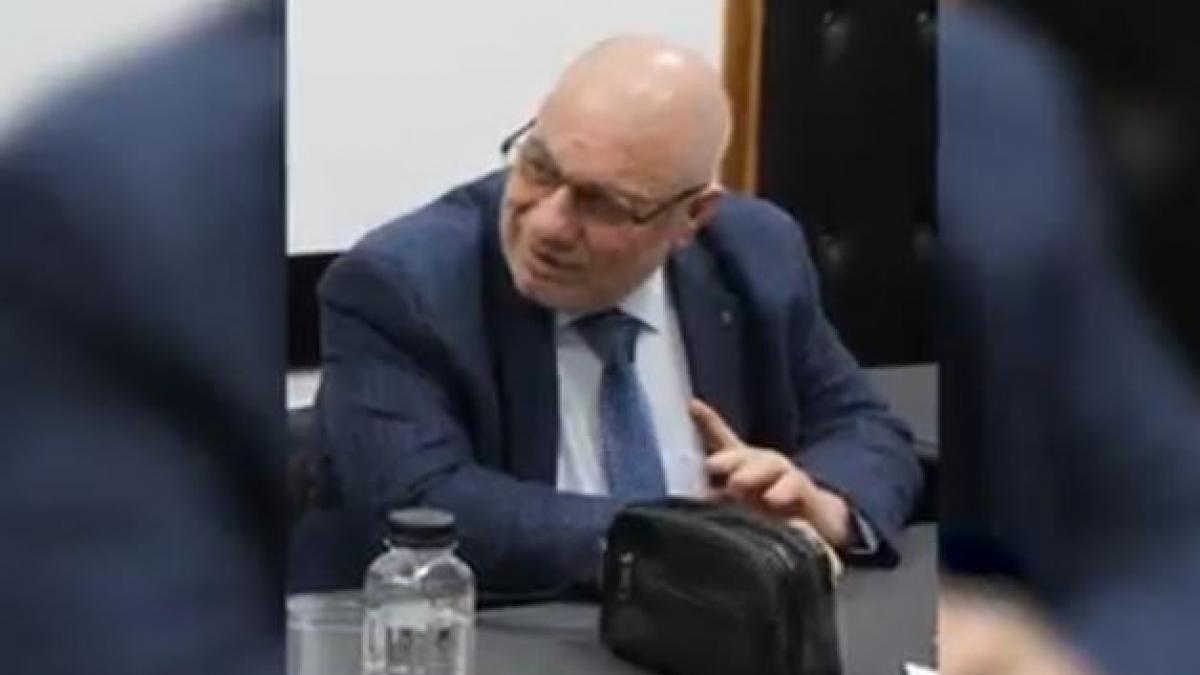 un fost prefect a murit dupa ce a fost lovit de o barca in timp ce inota in dunare barbatul care conducea ambarcatiunea era beat