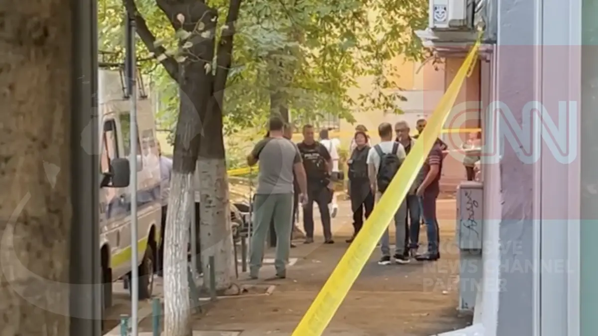 crima socanta in bucuresti o mama si doi copii au fost gasiti morti in apartament doua cadavre erau bagate in saci