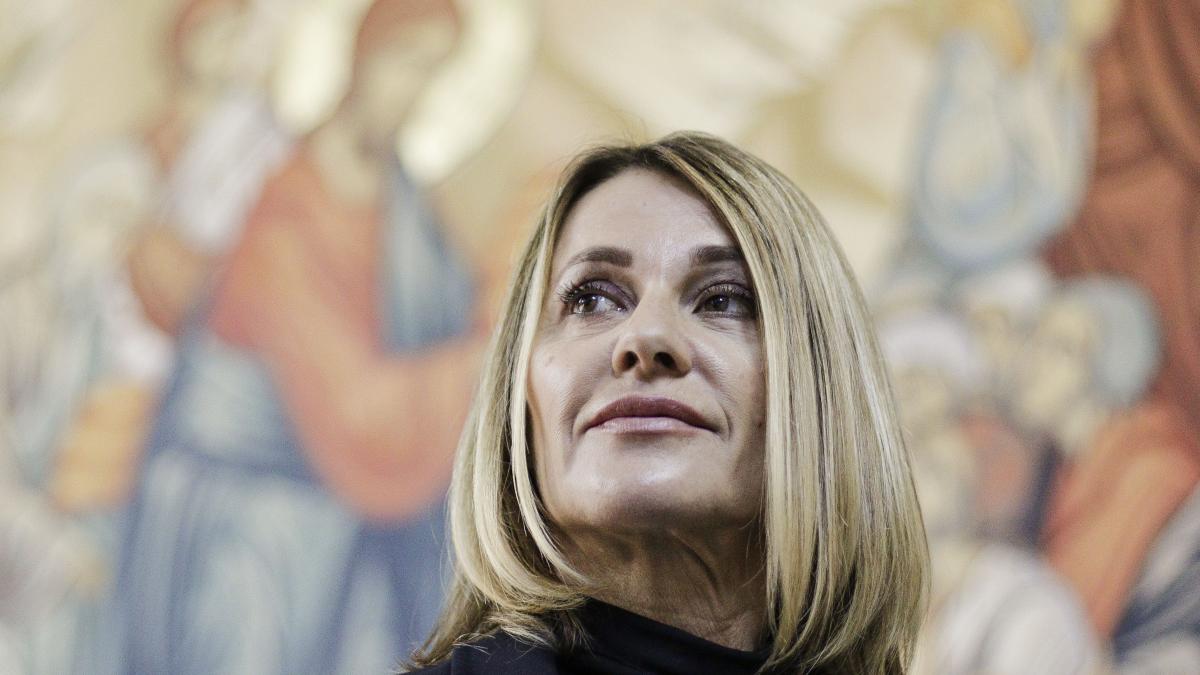 nadia comaneci trebuie sa se faca dreptate pentru fetele noastre nu stiu cum pentru ca nu se poate lua medalia de la cealalta